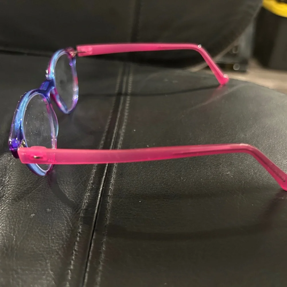 Blue and Pink Round Glasses